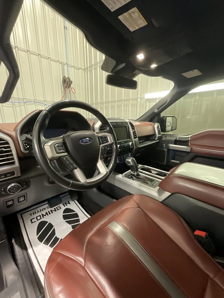 Used 2018 Ford F150 Platinum w/ Equipment Group 701A Luxury image 9