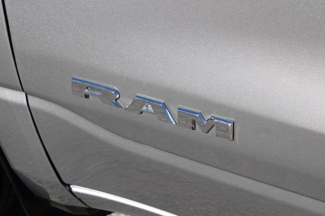 Used 2024 RAM 1500 Laramie image 17