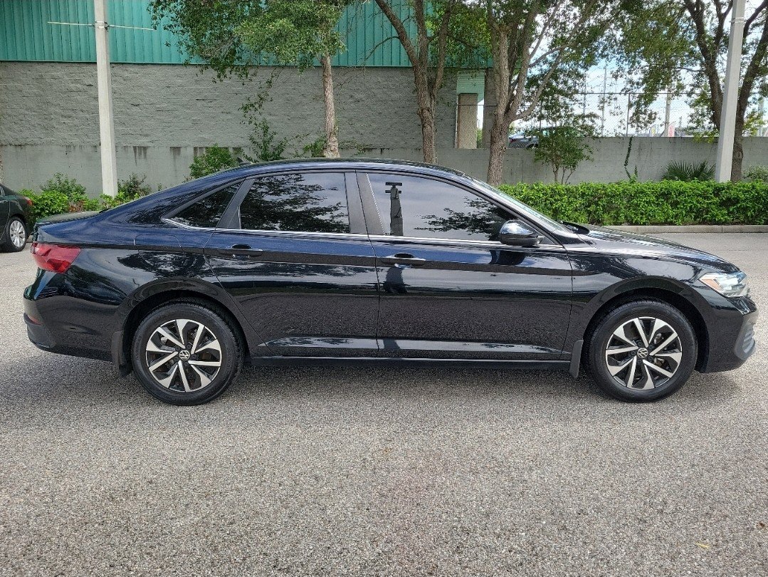 Used 2022 Volkswagen Jetta S FWD image 4