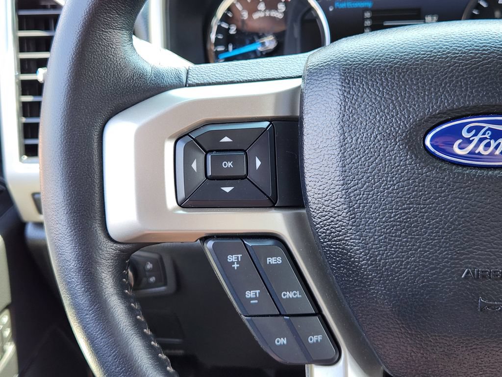 Used 2021 Ford F250 Lariat w/ Lariat Value Package AWD/4WD image 18