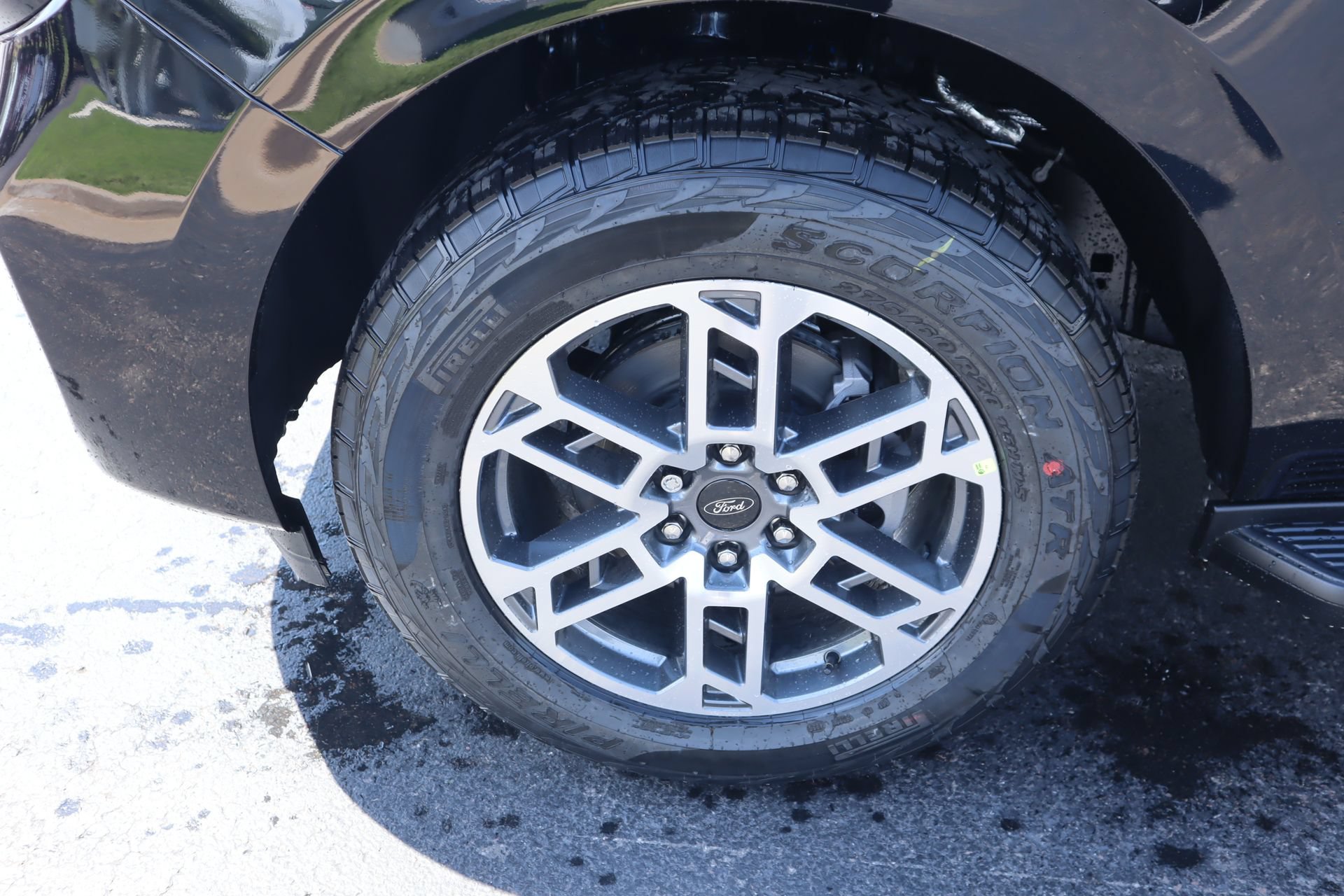 New 2026 Ford Expedition Active AWD/4WD image 19