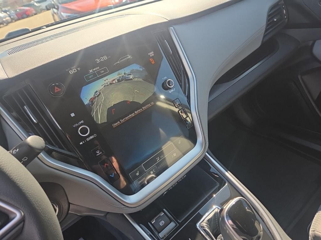 Certified 2025 Subaru Outback Premium w/ Popular Package #1A image 31