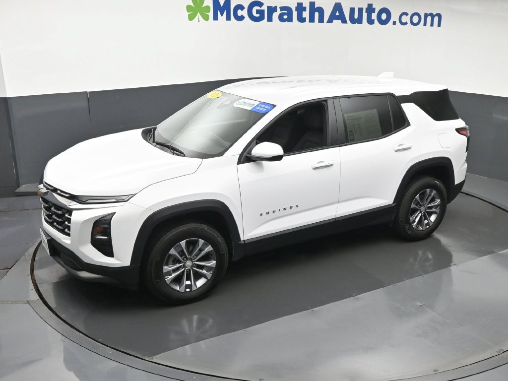 Used 2025 Chevrolet Equinox LT AWD/4WD image 22