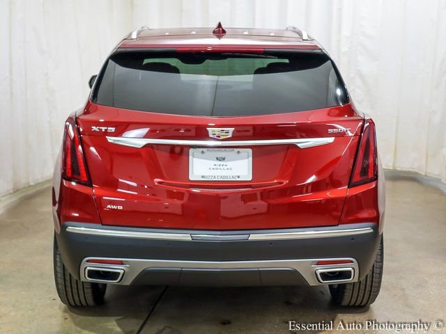 New 2025 Cadillac XT5 Premium Luxury w/ LPO, Floor Liner Package AWD/4WD image 5