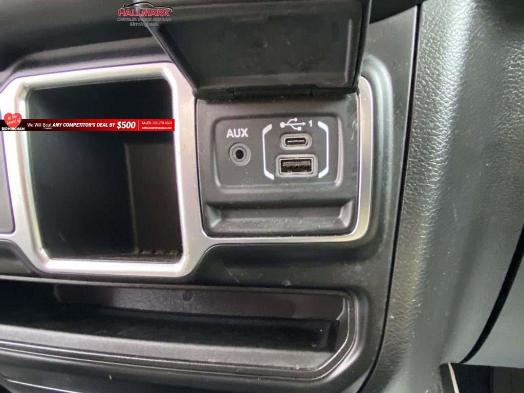 Used 2021 Jeep Gladiator Sport image 20