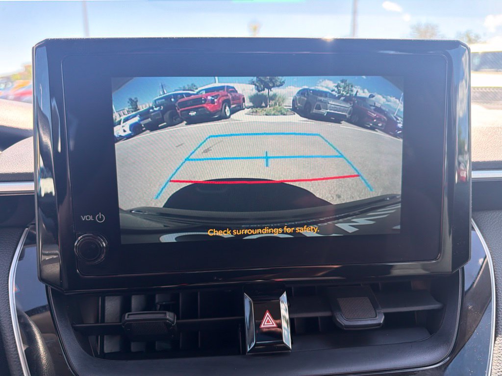 Used 2025 Toyota Corolla LE FWD image 30