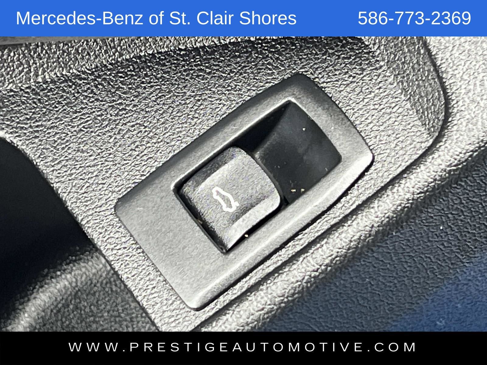 Used 2023 BMW M3 w/ M Carbon Exterior Package image 23