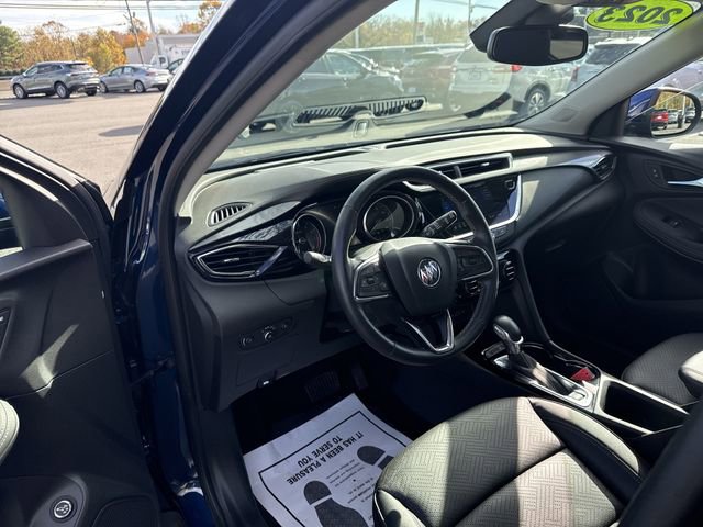 Used 2023 Buick Encore GX Essence w/ Experience Buick Package image 10