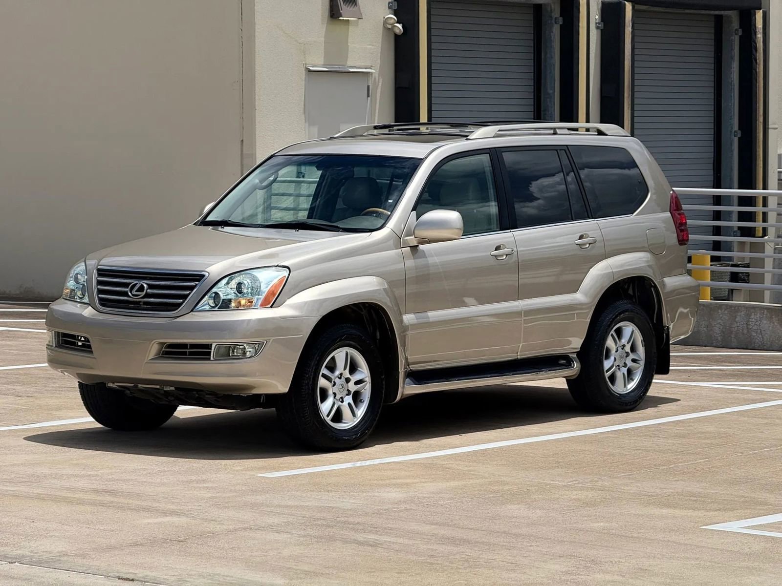 Used 2005 Lexus GX 470 AWD/4WD image 3
