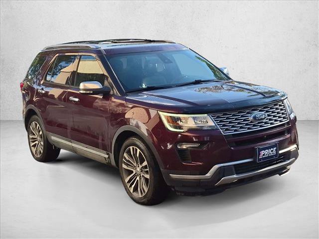 Used 2018 Ford Explorer Platinum AWD/4WD image 3