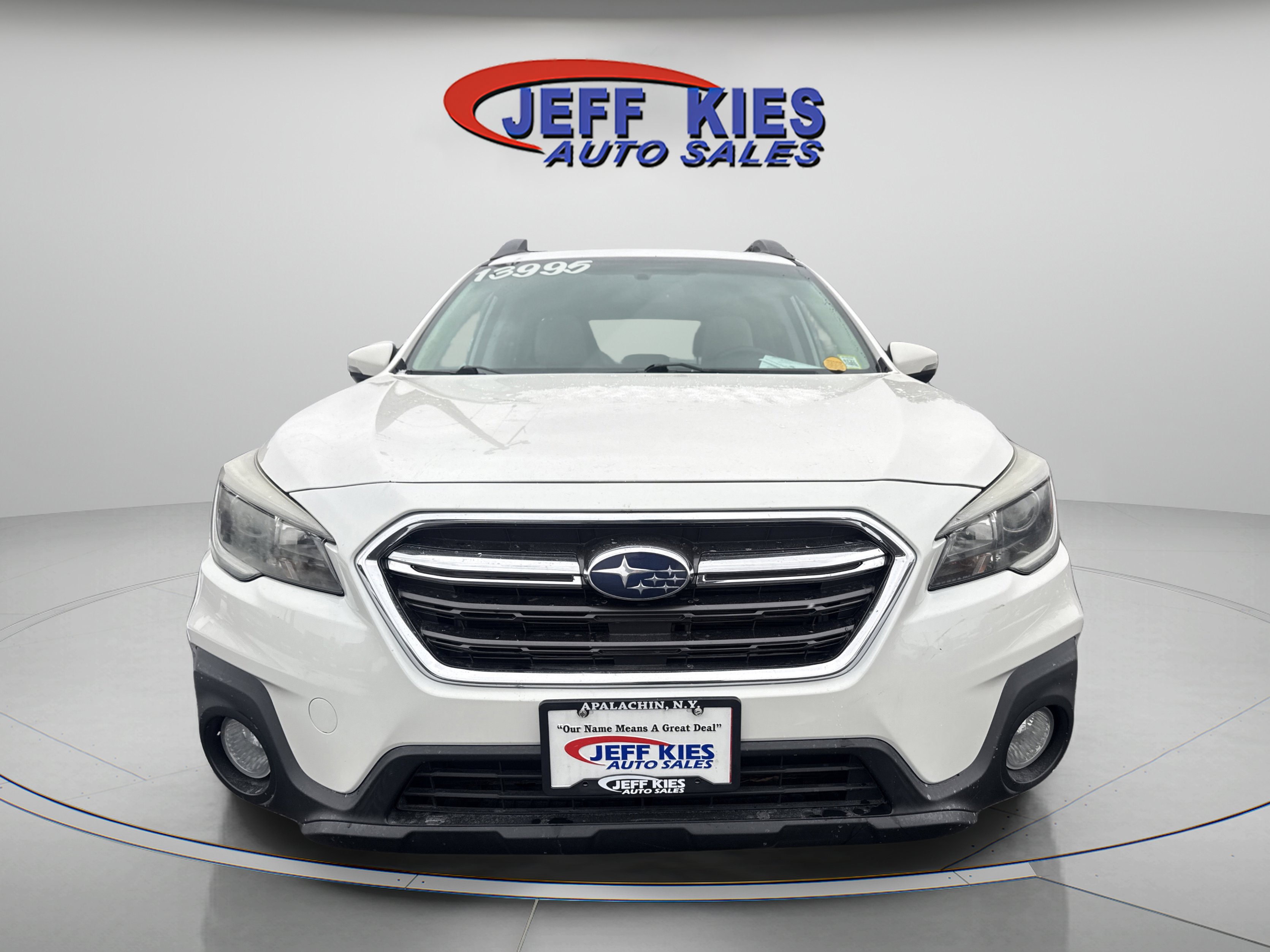 Used 2018 Subaru Outback 2.5i Limited image 2