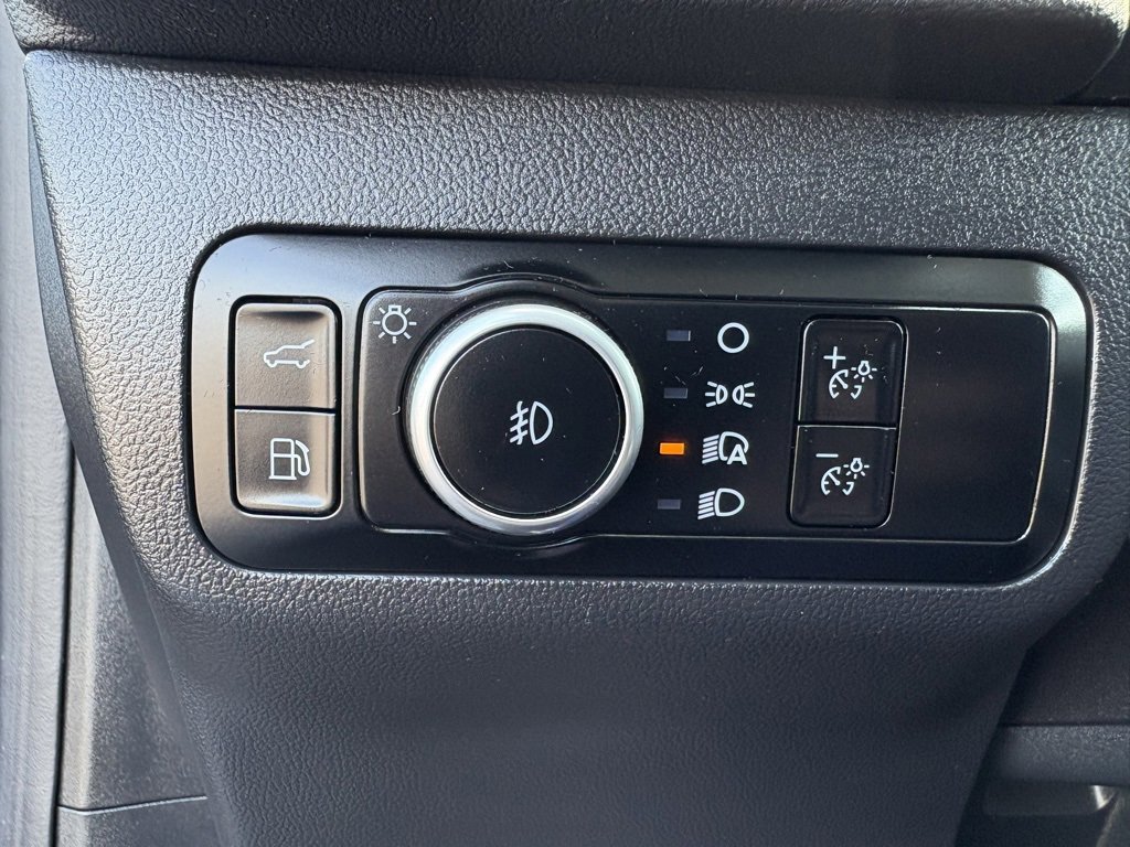 Used 2024 Ford Escape Platinum image 16