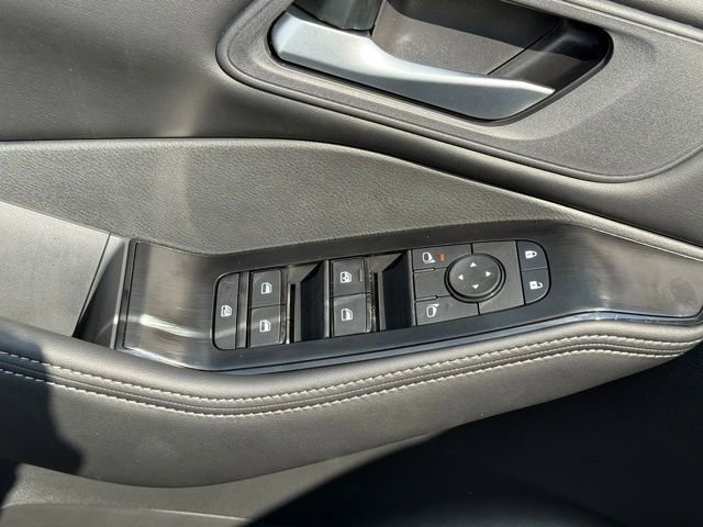 New 2026 Nissan Rogue SV image 11