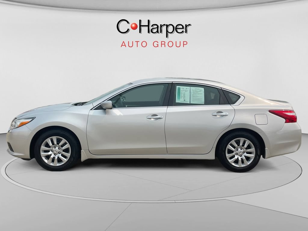 Used 2017 Nissan Altima 2.5 S w/ Power Driver Seat Package FWD image 6
