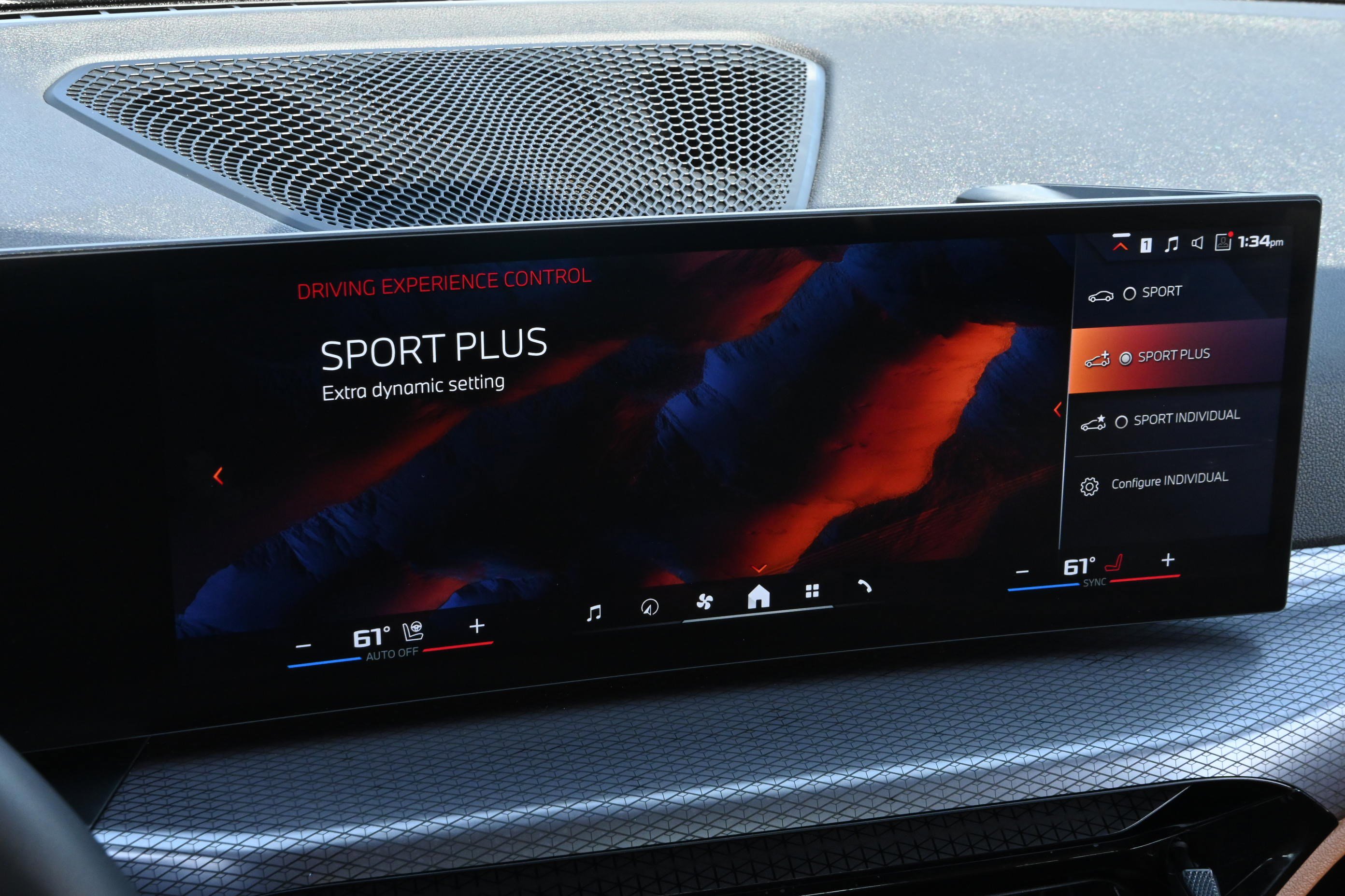 Certified 2025 BMW M440i Coupe image 33