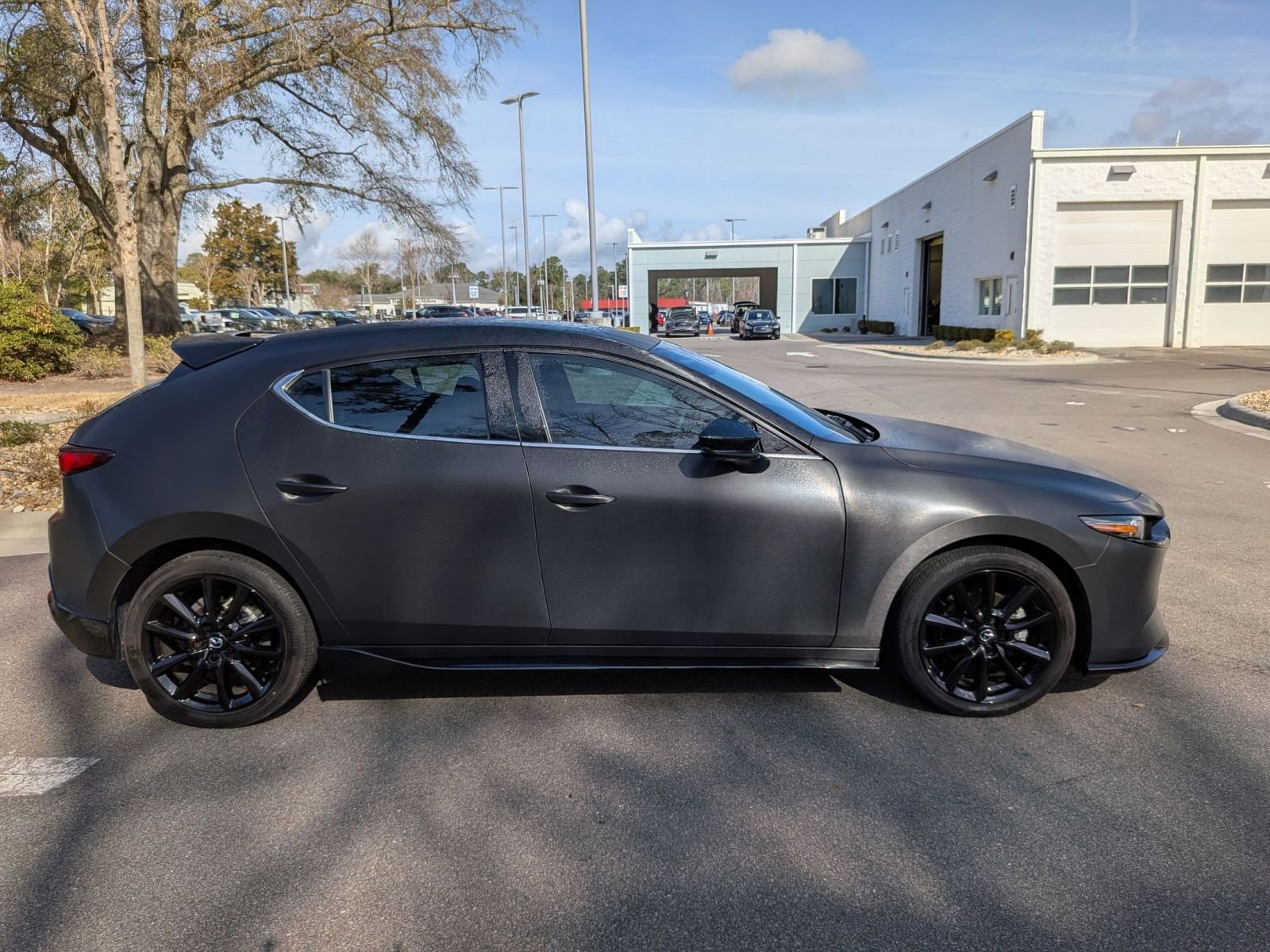 Used 2024 MAZDA MAZDA3 Hatchback w/ Appearance Package image 2