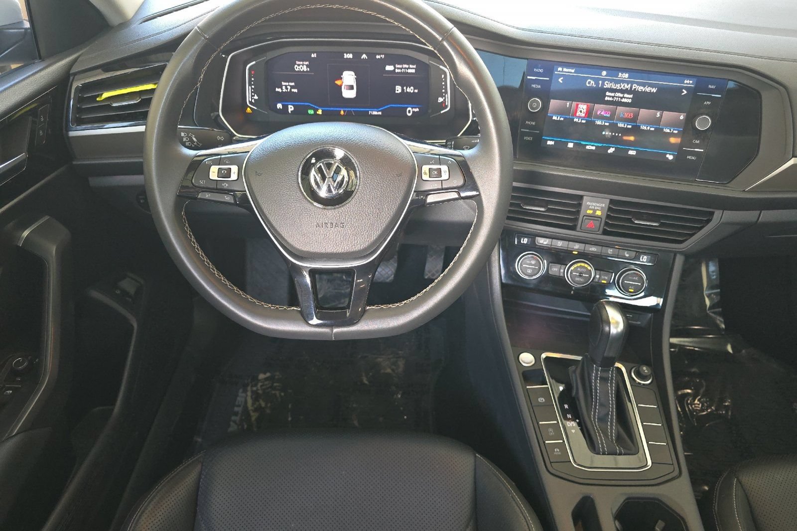Used 2021 Volkswagen Jetta SEL Premium FWD image 11