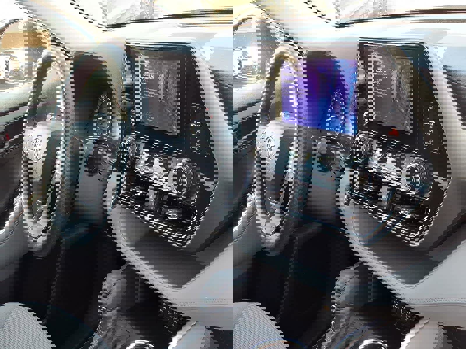 Used 2023 Toyota Highlander L image 19