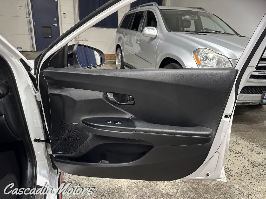 Used 2022 Hyundai Veloster N FWD image 21