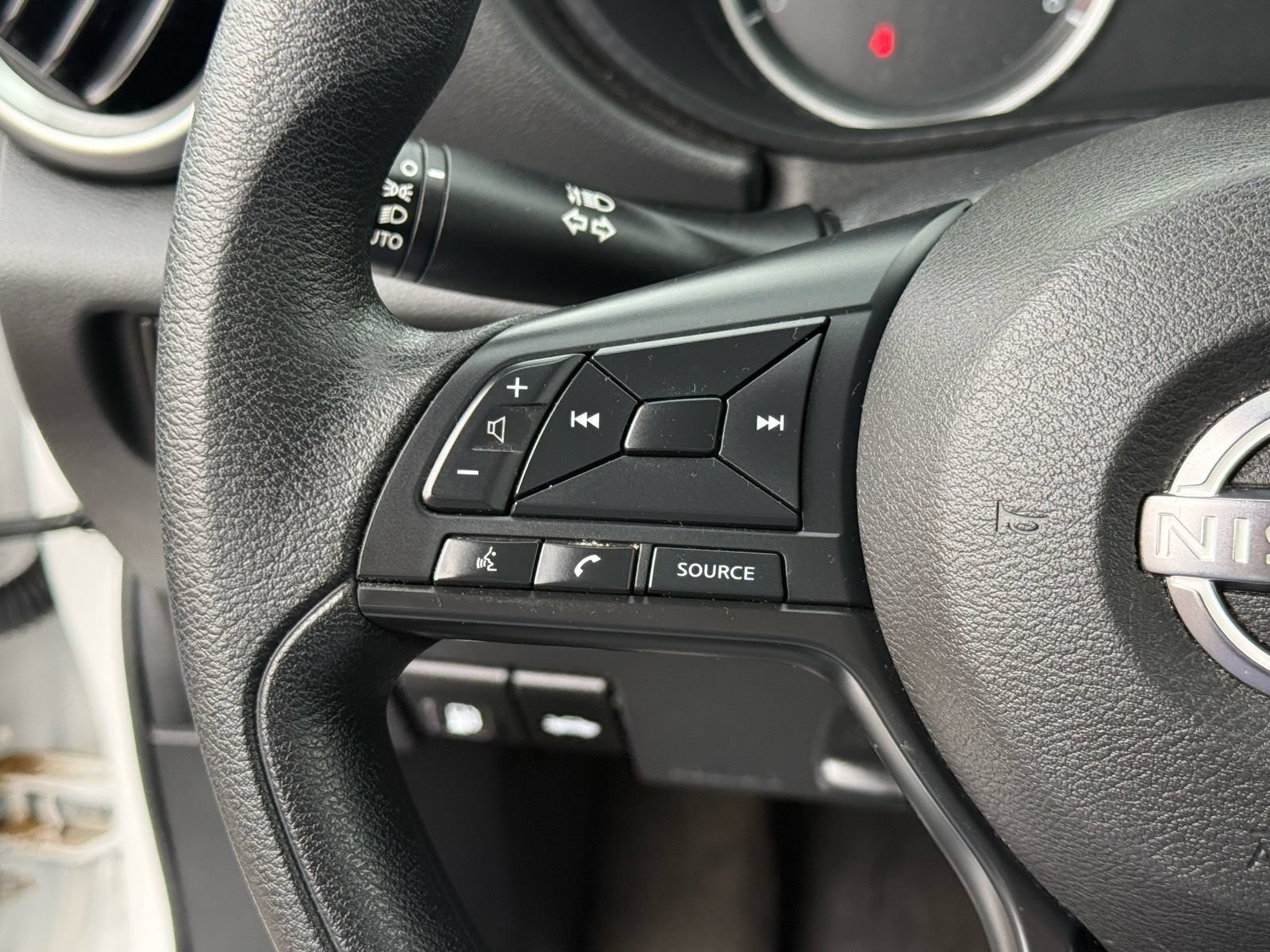 Used 2025 Nissan Versa S w/ Trunk Package FWD image 16