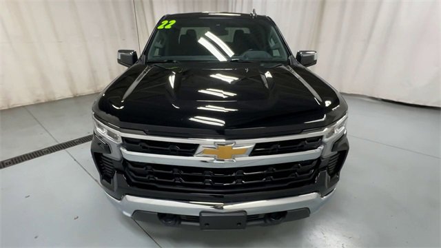 Used 2022 Chevrolet Silverado 1500 LT image 3