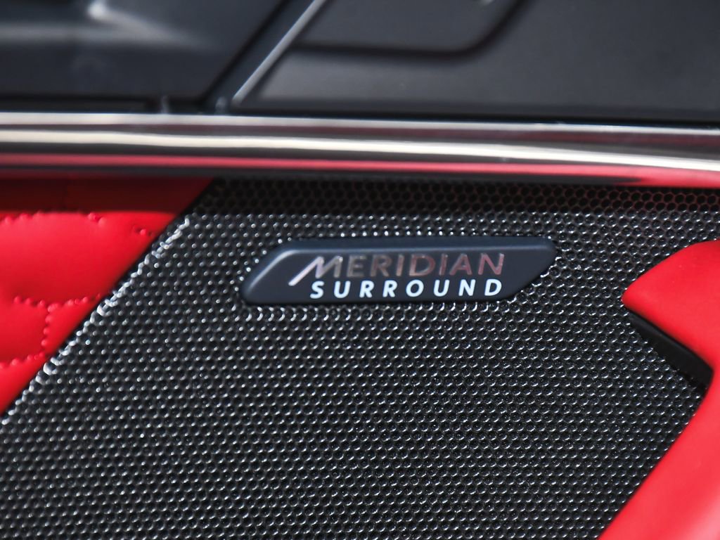 Used 2024 Jaguar F-TYPE R-Dynamic RWD image 11