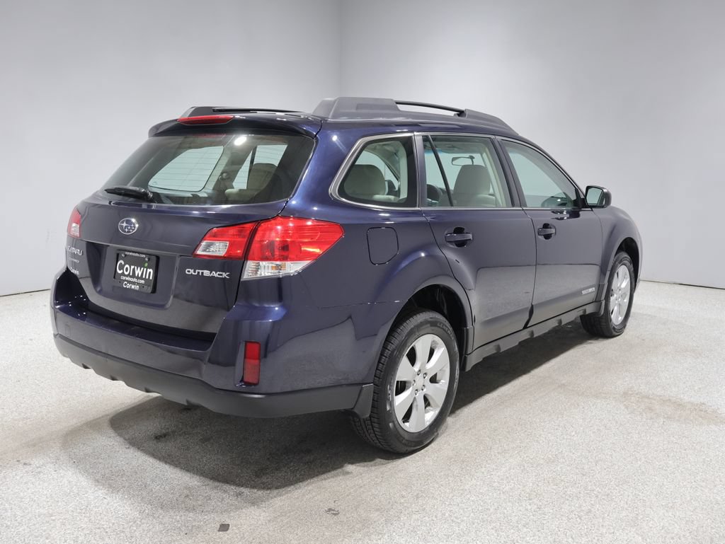 Used 2012 Subaru Outback 2.5i w/ Alloy Wheel Pkg AWD/4WD image 2