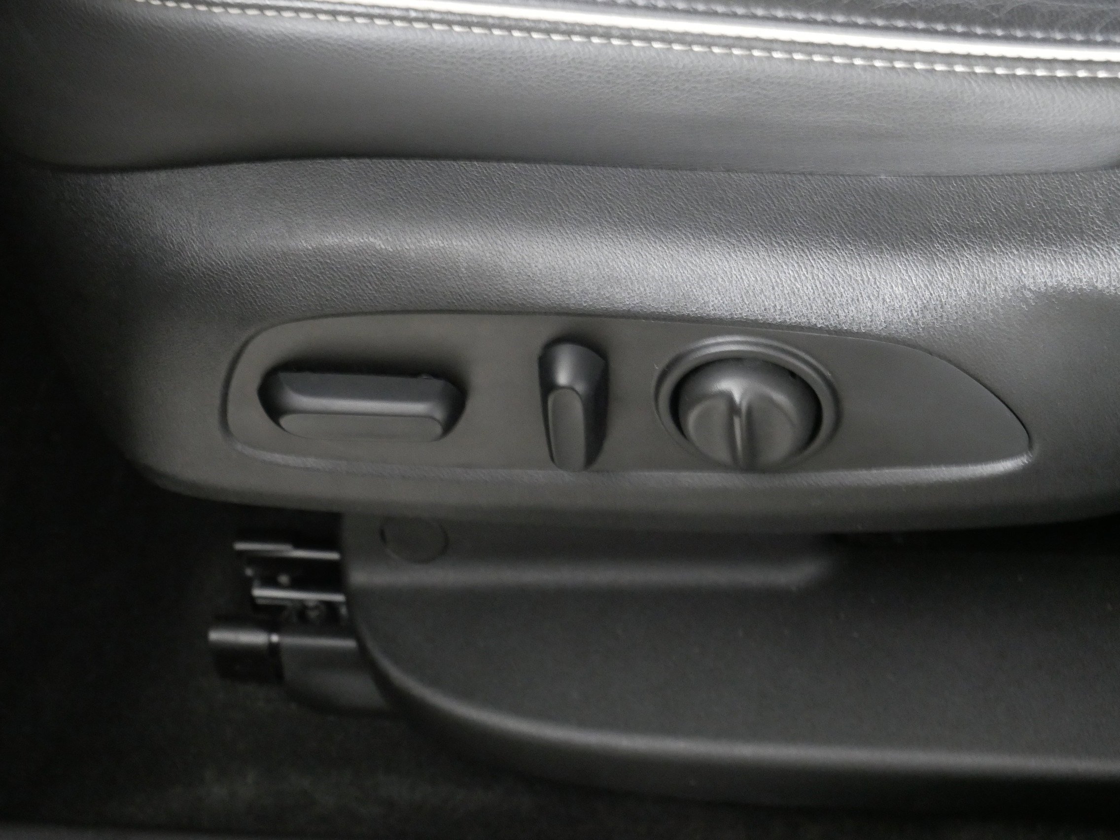 Used 2018 GMC Acadia Denali w/ Technology Package image 20