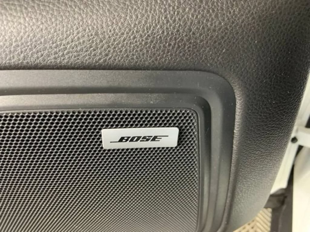 Used 2019 Porsche Macan AWD/4WD image 28