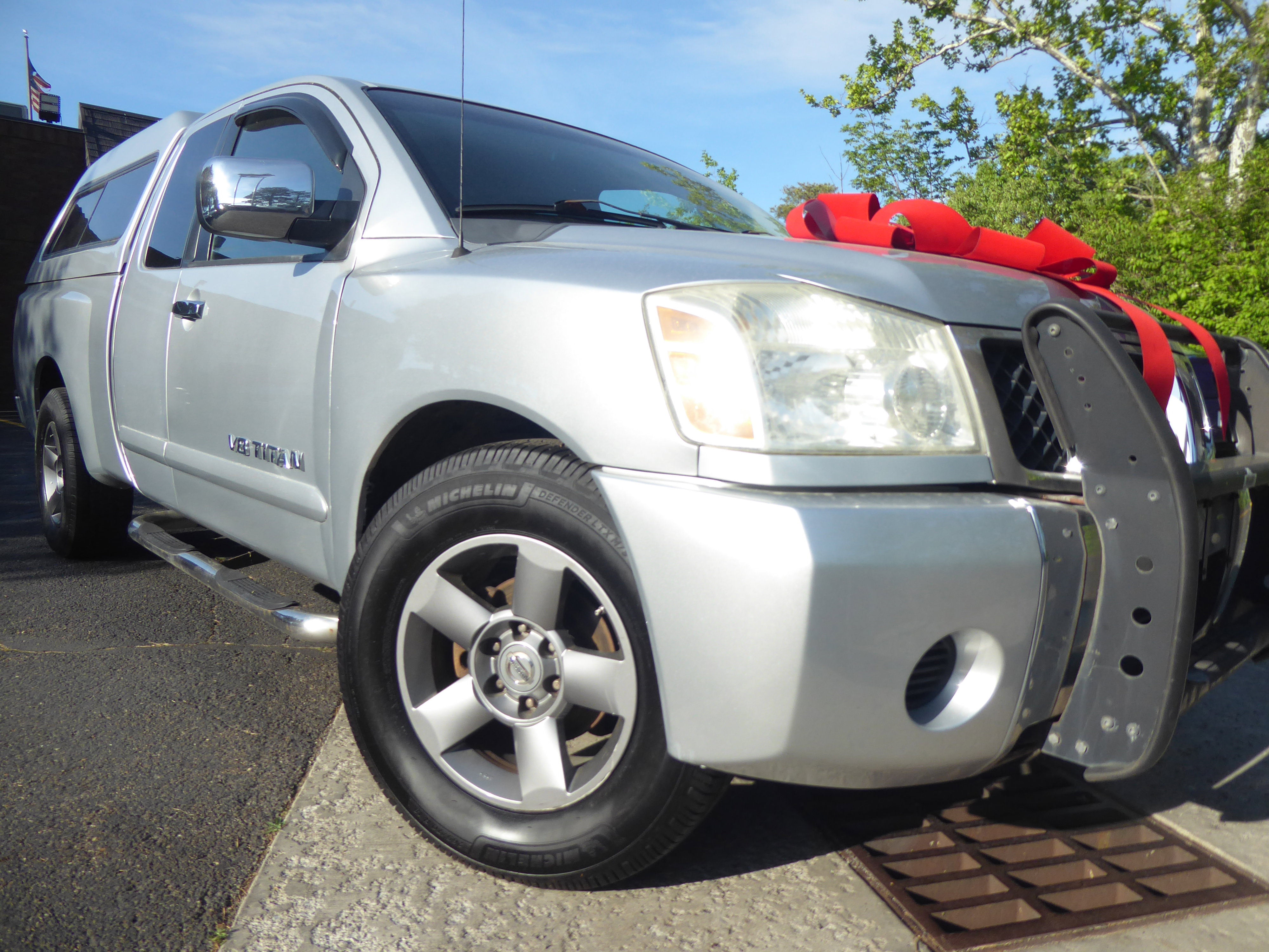 Used 2005 Nissan Titan SE RWD image 1