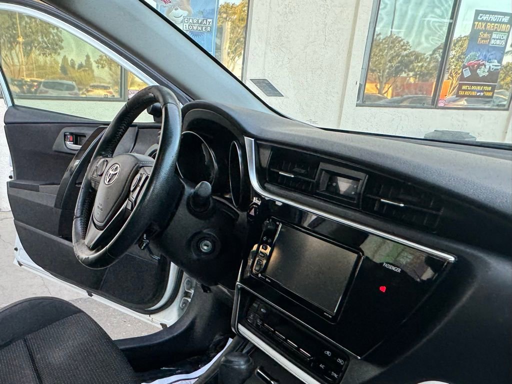 Used 2017 Toyota Corolla iM FWD image 23