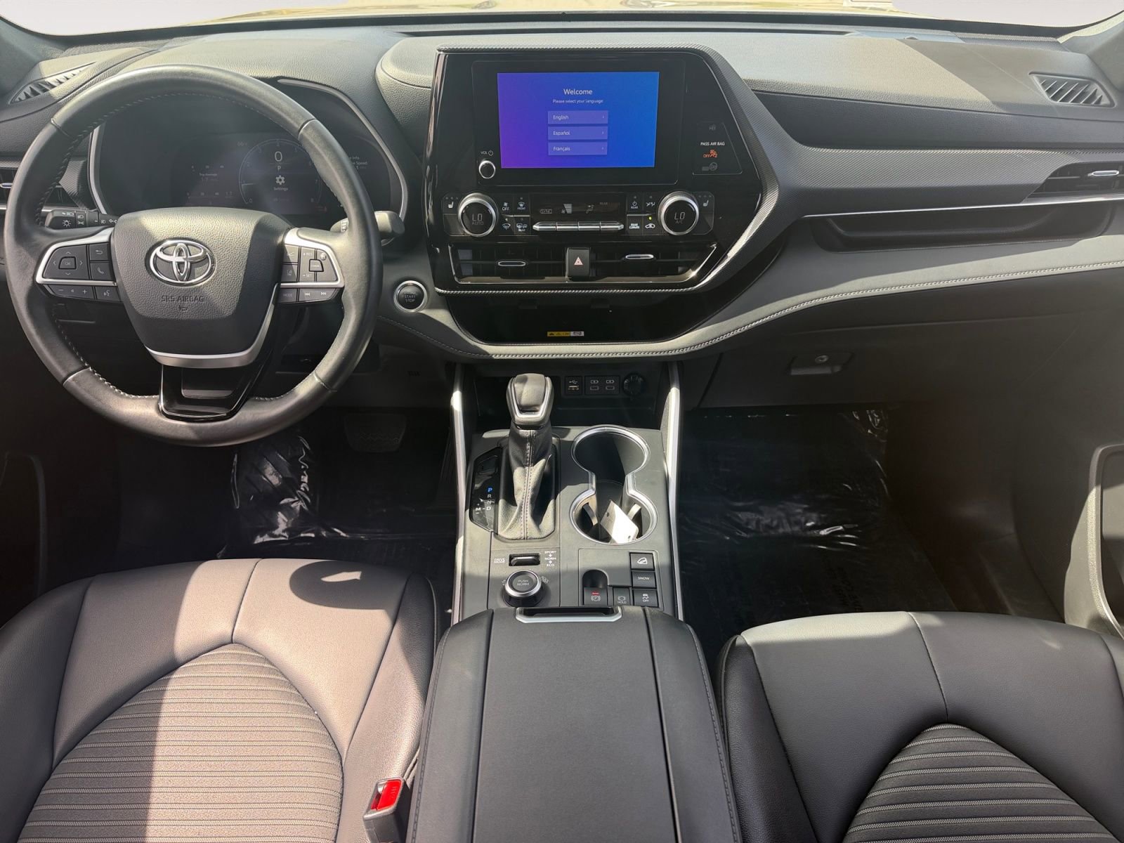 Certified 2025 Toyota Highlander XSE AWD/4WD image 10