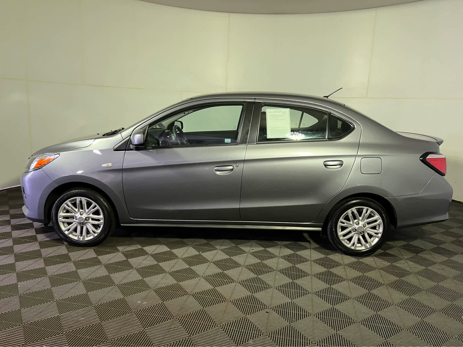 Used 2022 Mitsubishi Mirage G4 LE FWD image 4