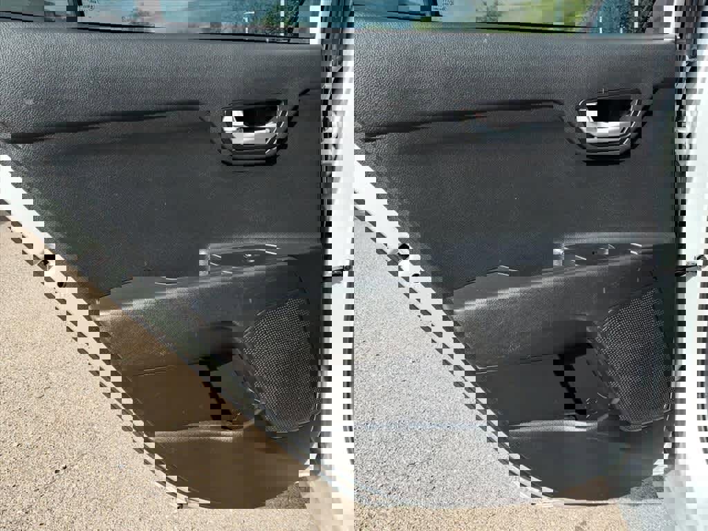 Used 2023 Kia Rio LX image 9