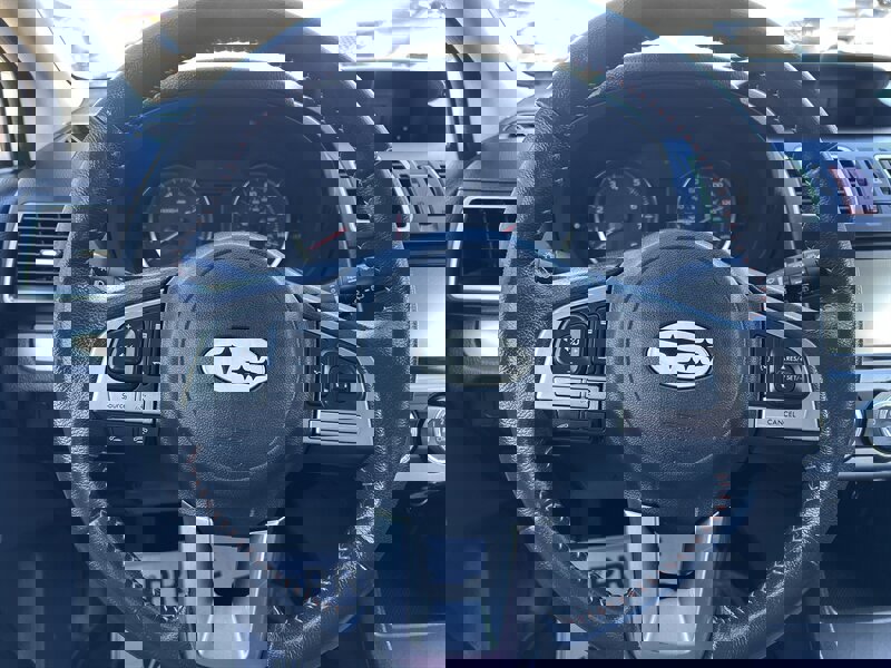 Used 2017 Subaru Crosstrek 2.0i Premium image 13