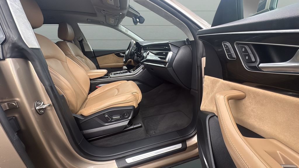 Used 2019 Audi Q8 Prestige image 20