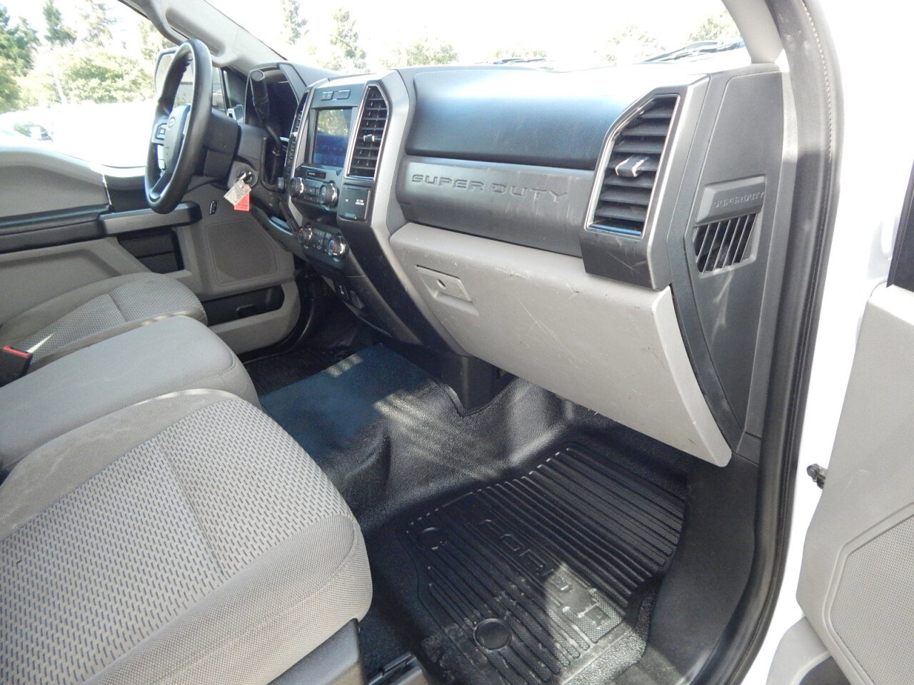 Used 2021 Ford F550 4x4 Regular Cab Super Duty image 22