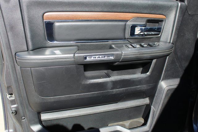 Used 2014 RAM 3500 Laramie AWD/4WD image 7