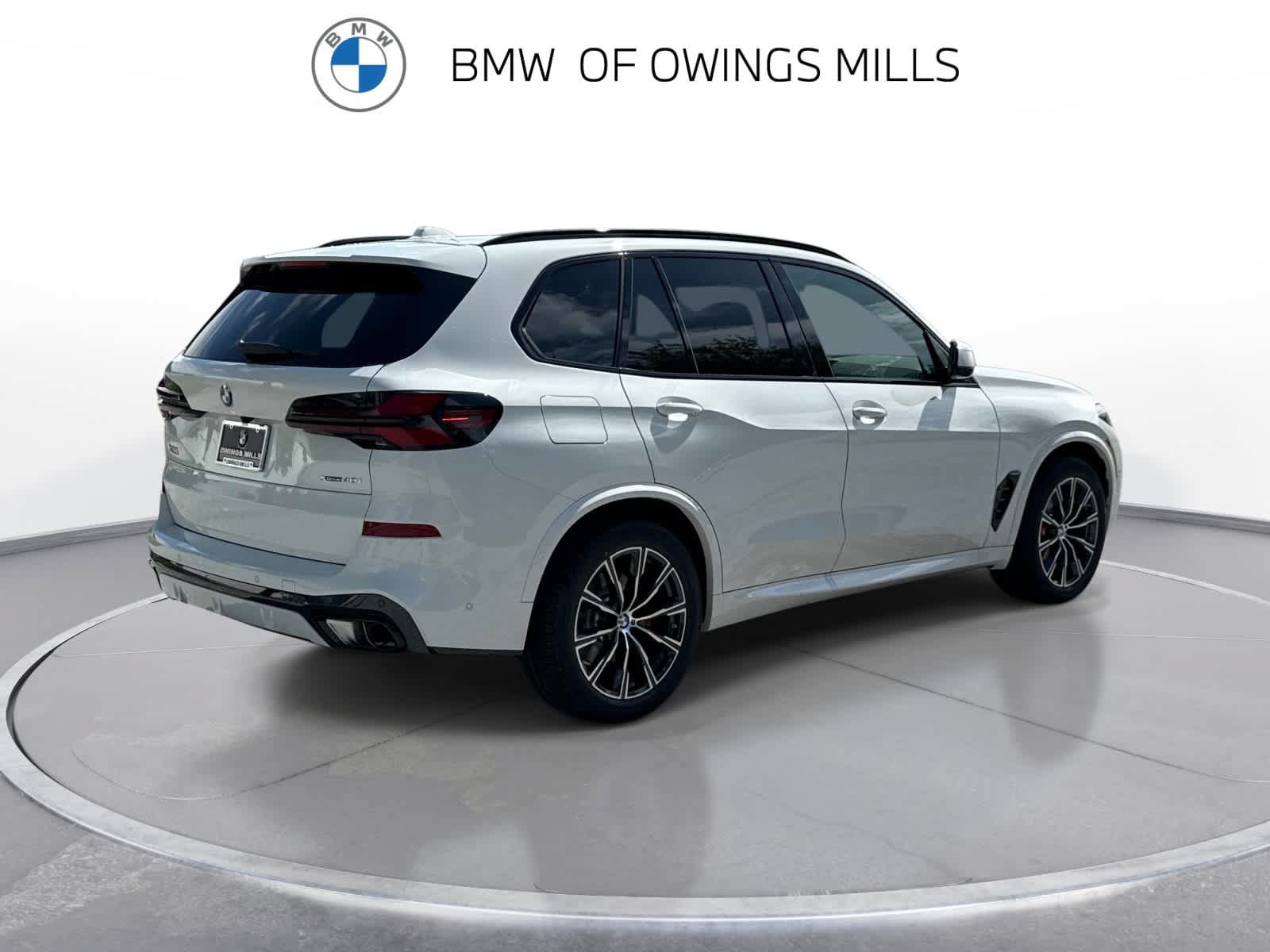 New 2026 BMW X5 xDrive40i w/ M Sport Package AWD/4WD image 9