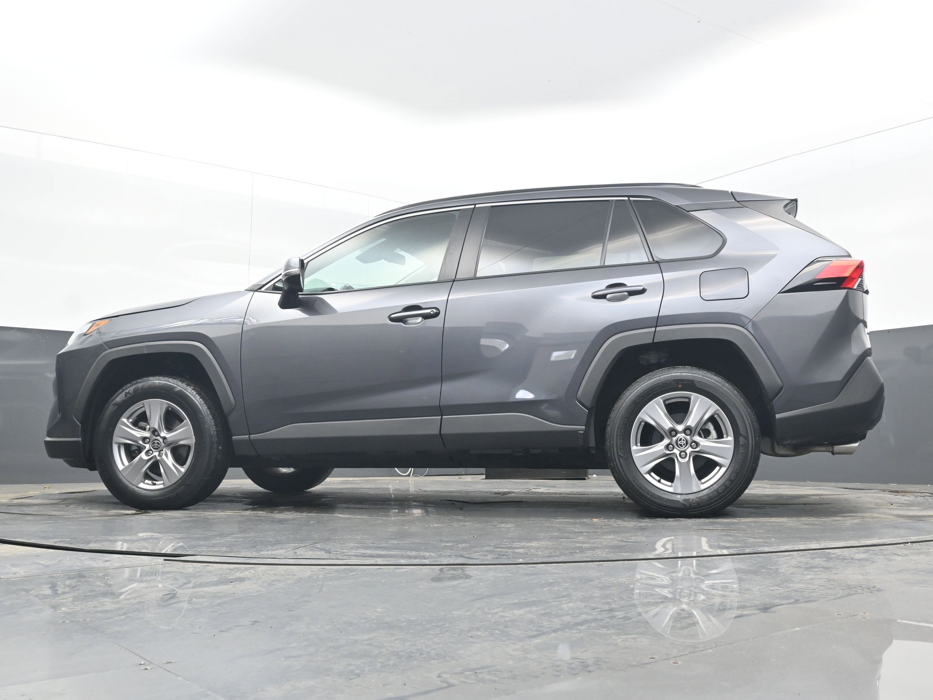 Used 2023 Toyota RAV4 XLE image 29