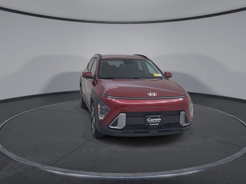 Used 2025 Hyundai Kona SEL FWD image 4