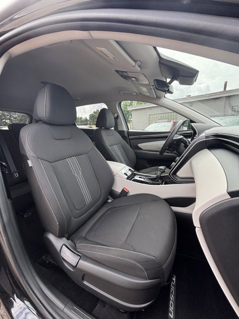 Used 2023 Hyundai Tucson SEL w/ Cargo Package image 13