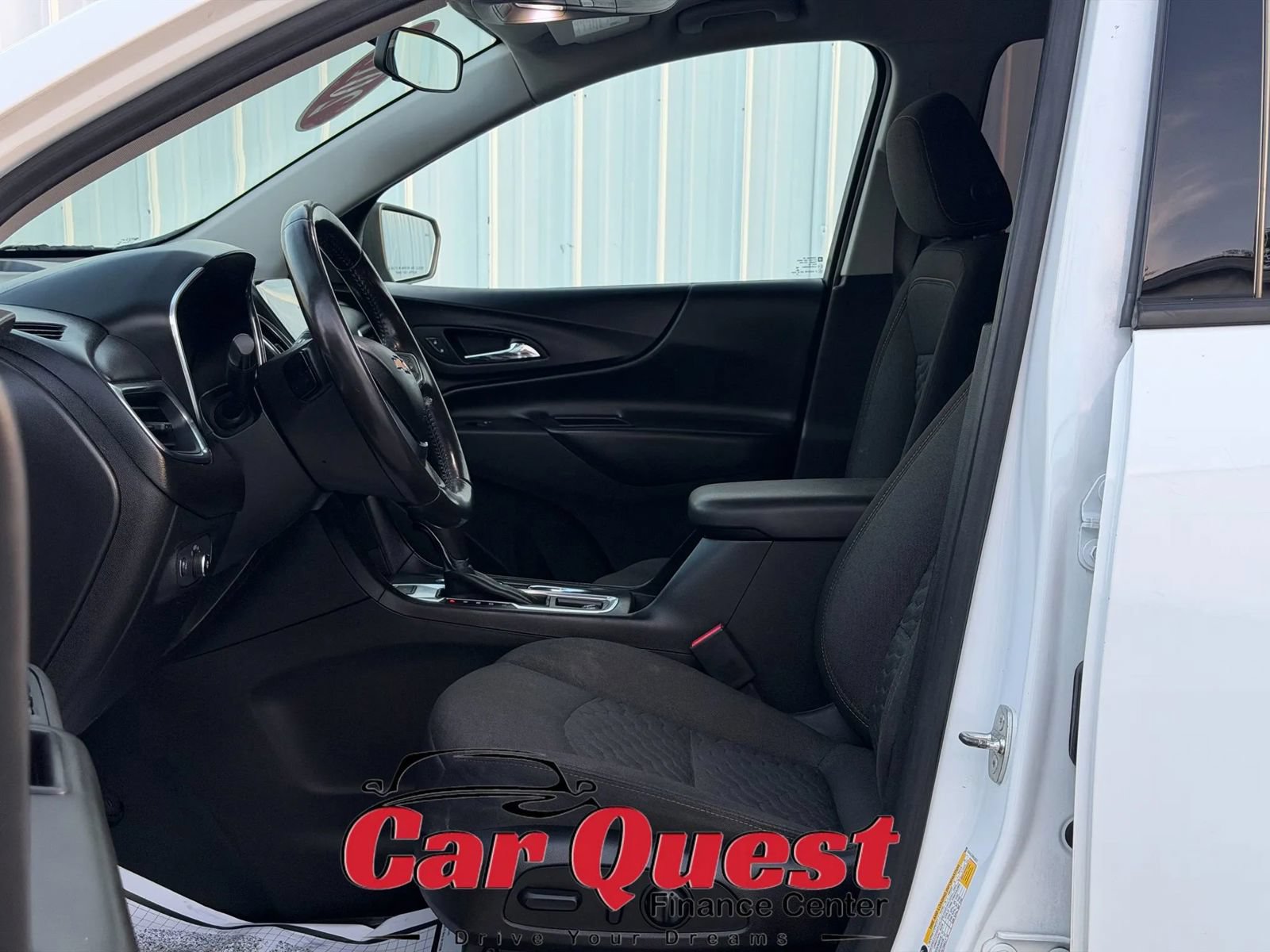 Used 2019 Chevrolet Equinox LT FWD image 9