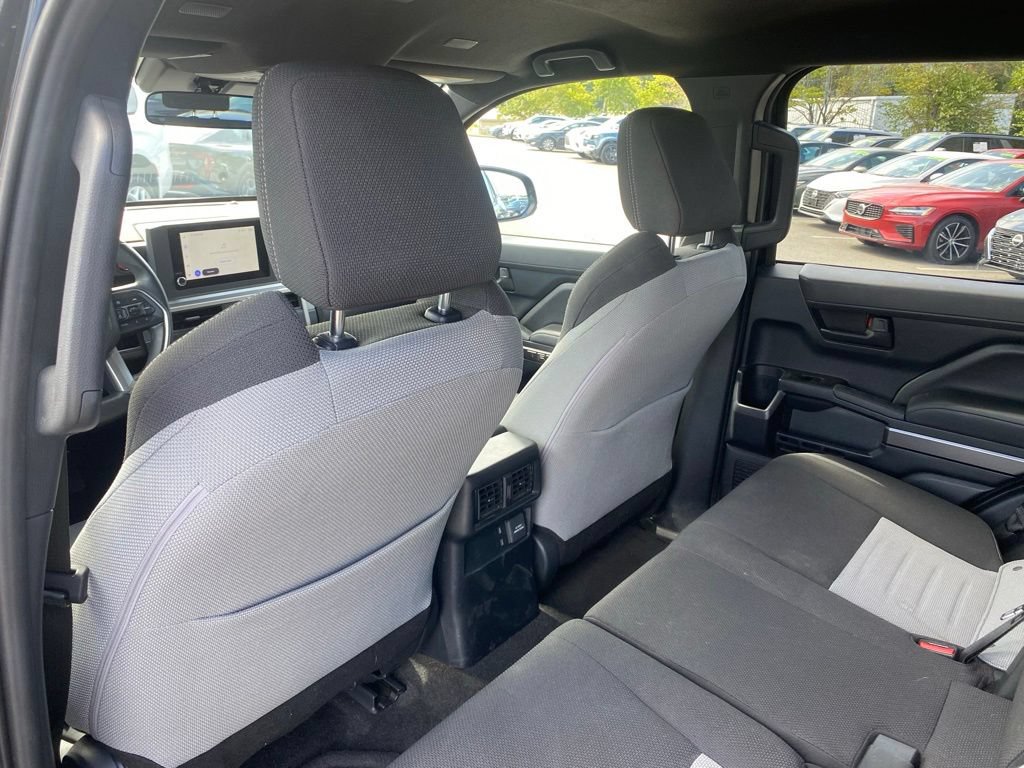 Used 2025 Toyota 4Runner TRD Off-Road AWD/4WD image 26