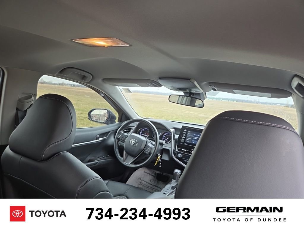 Used 2021 Toyota Camry SE image 18