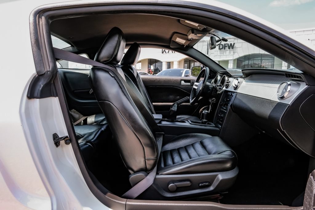Used 2007 Ford Mustang GT Premium RWD image 26