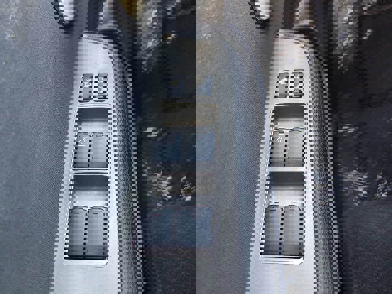 Used 2012 Nissan Versa 1.8 S image 20