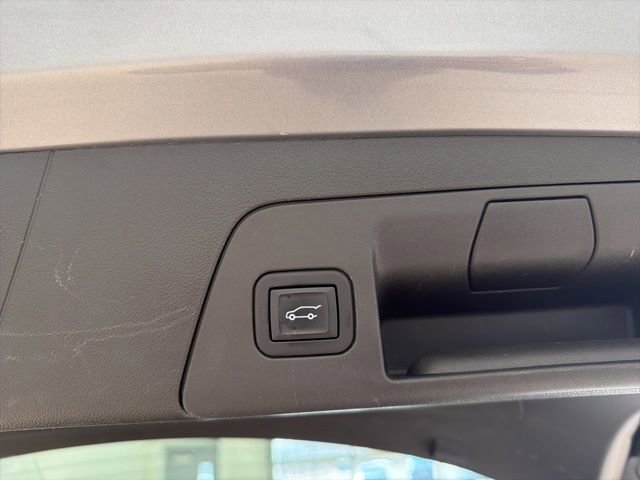 Certified 2022 Buick Envision Essence w/ Technology Package I FWD image 10