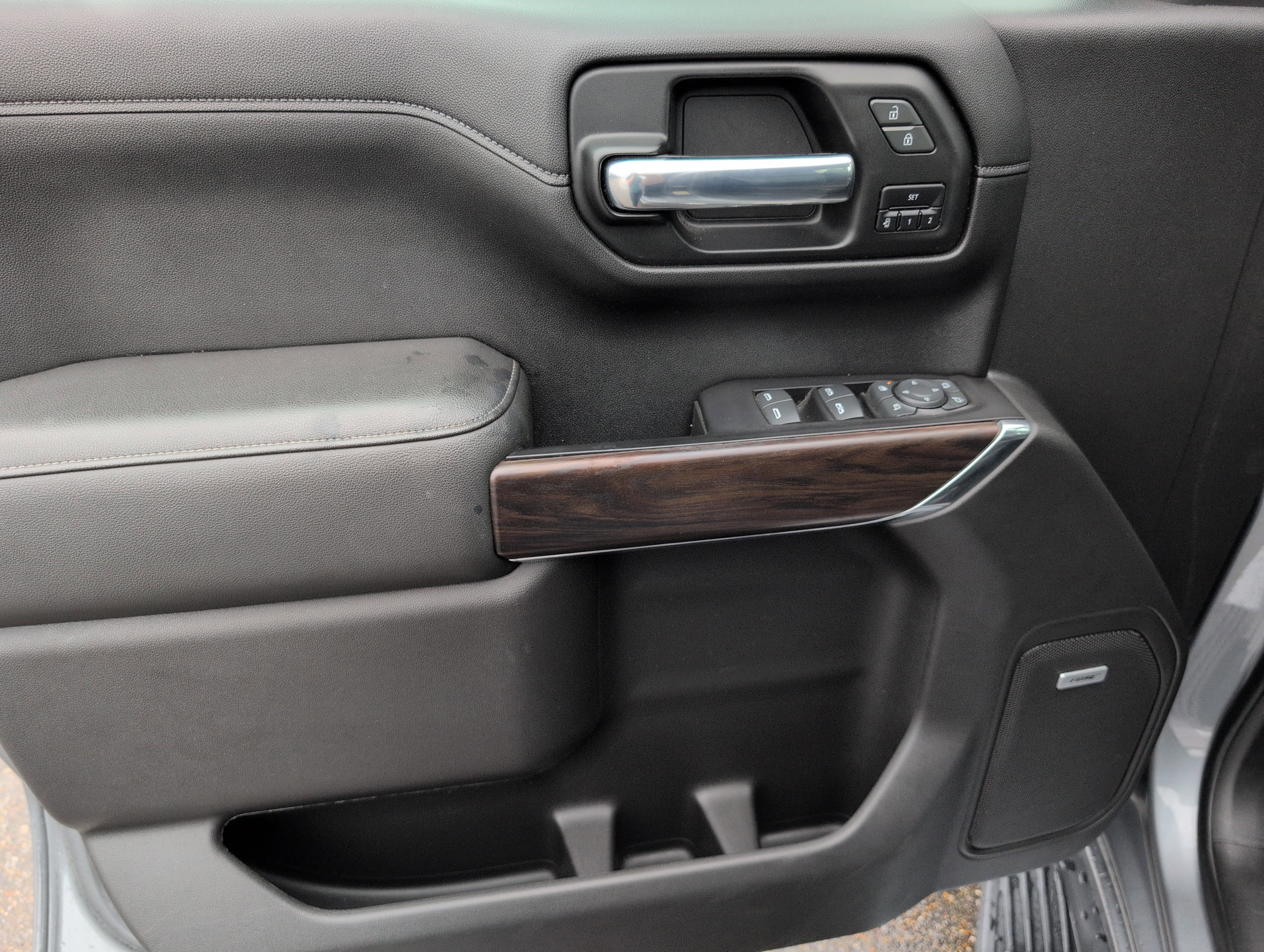 Used 2020 GMC Sierra 1500 SLT w/ SLT Premium Plus Package image 16