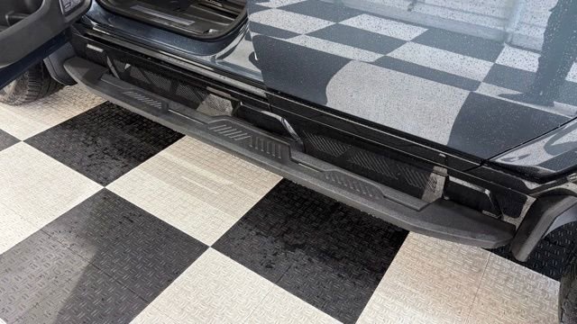 Used 2025 GMC Hummer EV 3X image 31